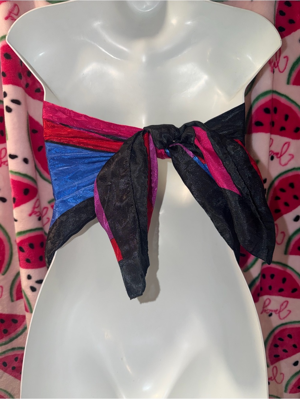 π€π Colorful Lightweight Patterned Scarf - Picture 3 of 5